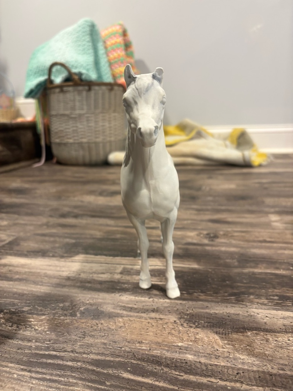 Breyer Traditional Body for Customization - Picture 5 of 6